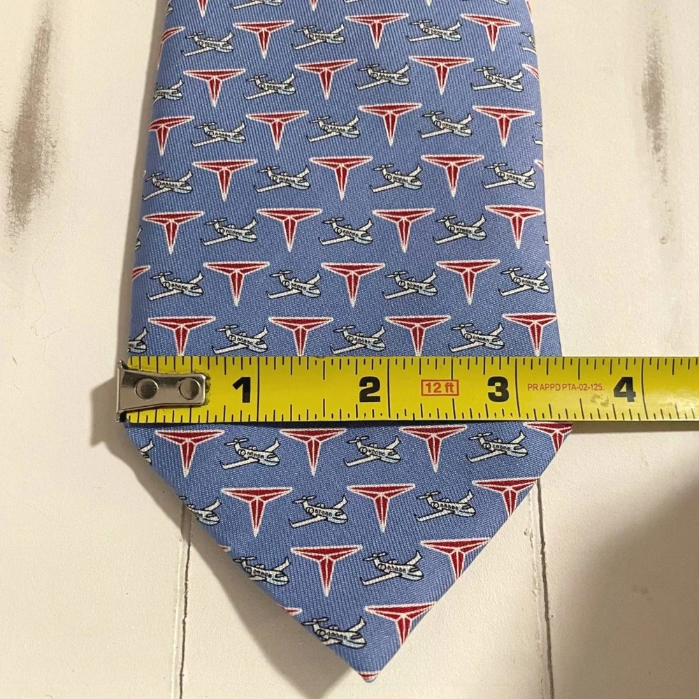 Vineyard Vines Custom Collection Triumph Necktie‎ Silk Blue Airplane Pilot